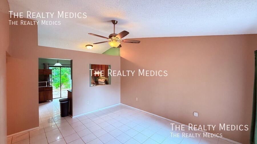 12209 Coral Reef Dr - Photo 6 of 29