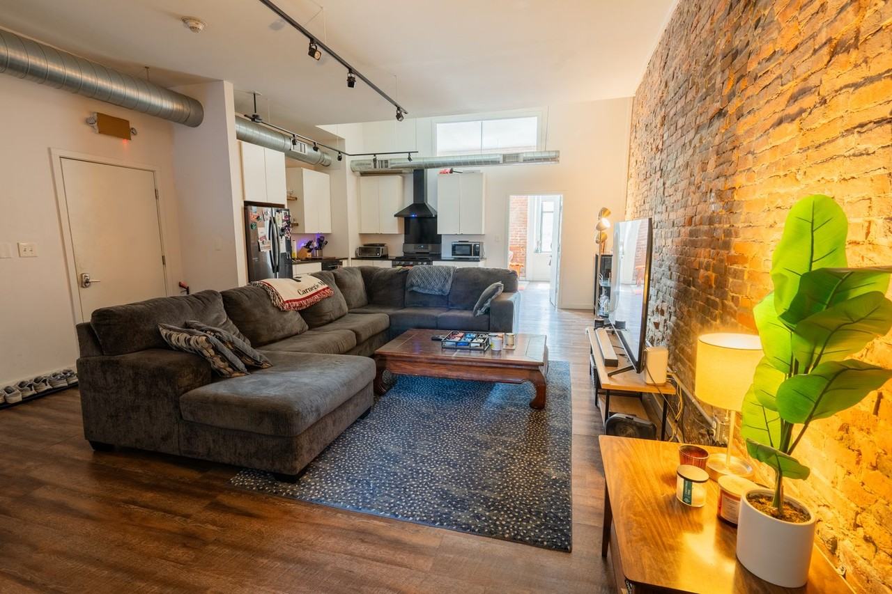 4411 Butler St - Photo 2 of 14