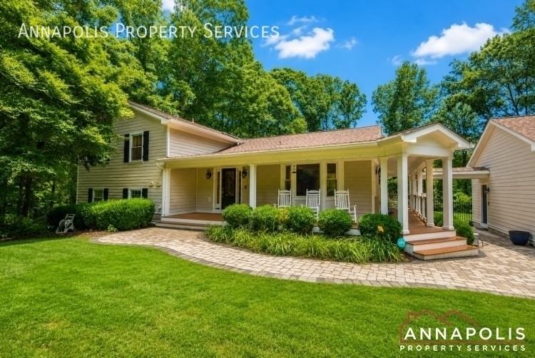 2606 Le Compte Ln - Photo 2 of 35