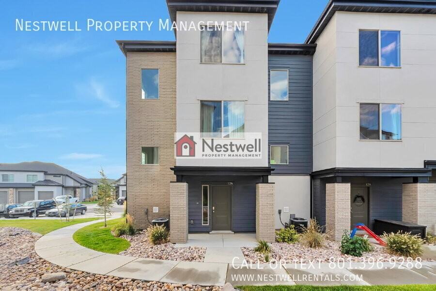 126 W Harvest Village Ln - Photo 2 of 31