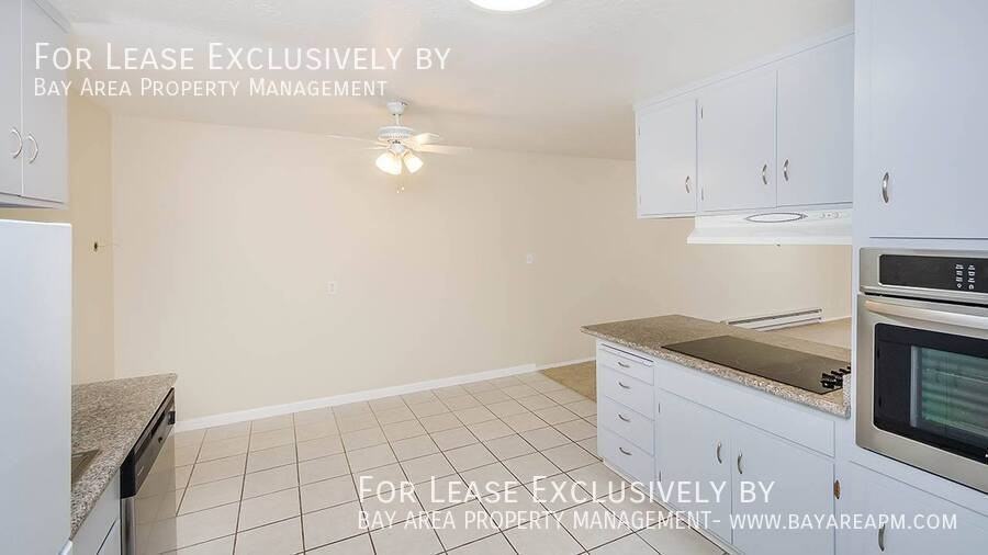 1335 El Camino Real #205 - Photo 4 of 10