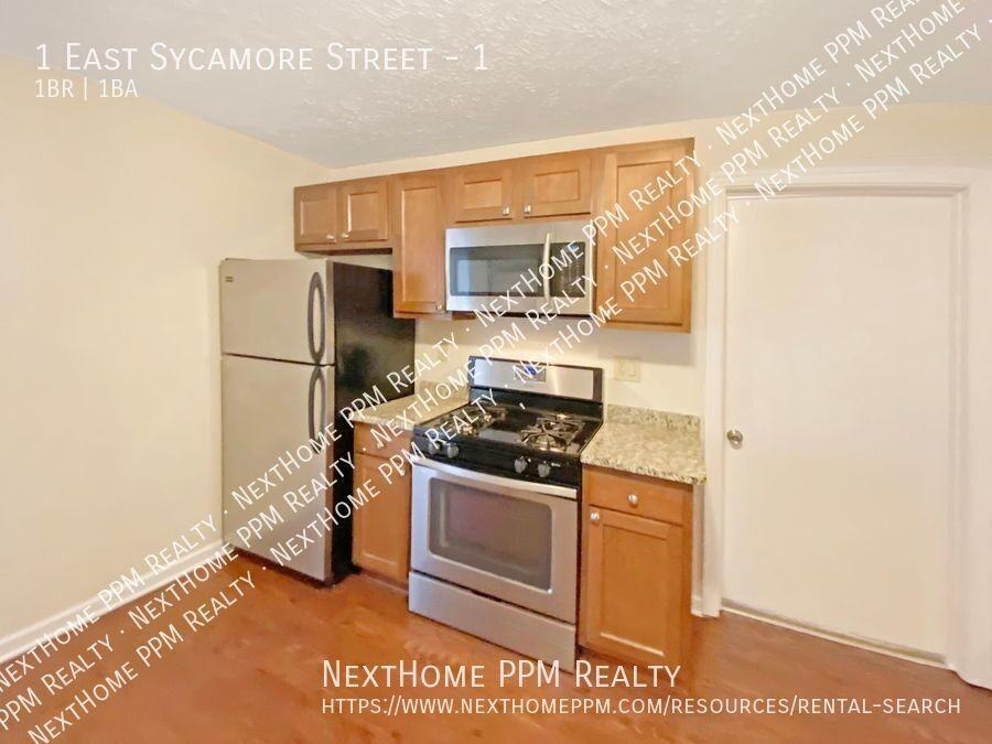 1 E Sycamore St #1 - Photo 4 of 21