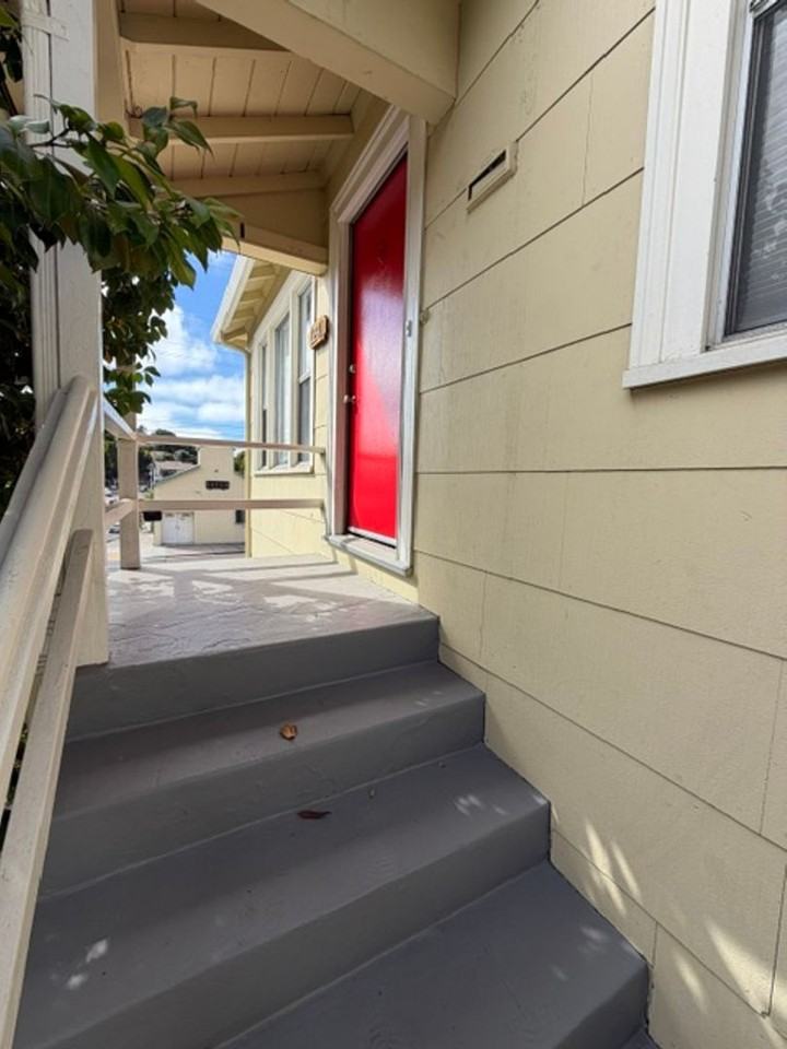 1239-1241 E 22nd St - Photo 7 of 13
