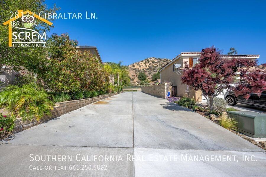 28127 Gibraltar Ln - Photo 3 of 33