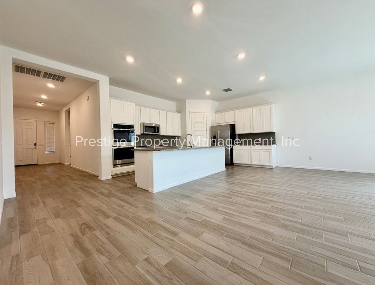 10848 W Yates Ln - Photo 5 of 33