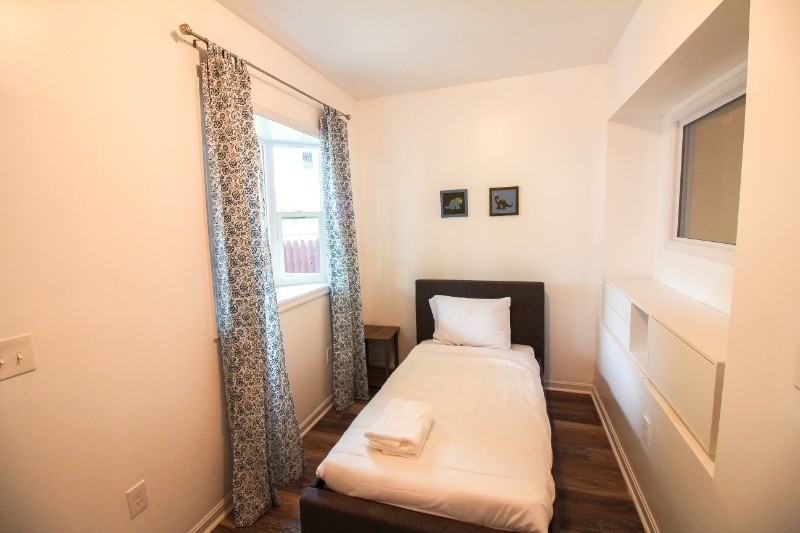 1736 S St Se #2 - Photo 3 of 28