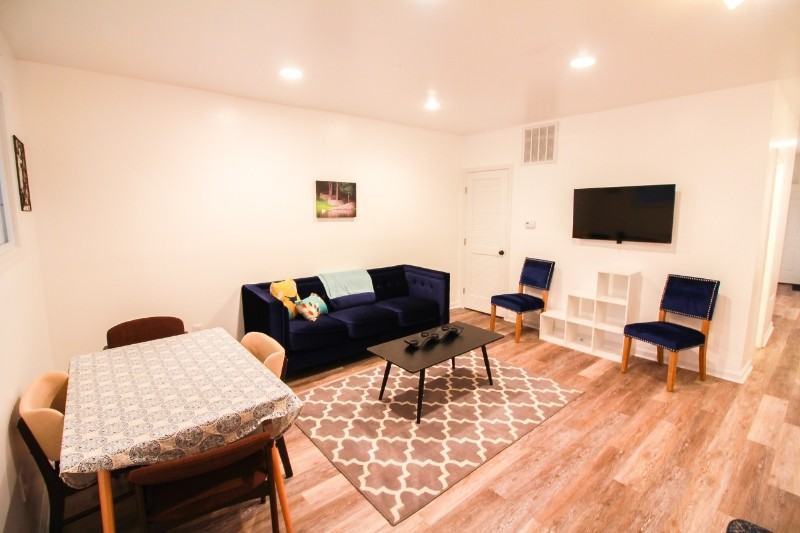 1736 S St Se #2 - Photo 5 of 28