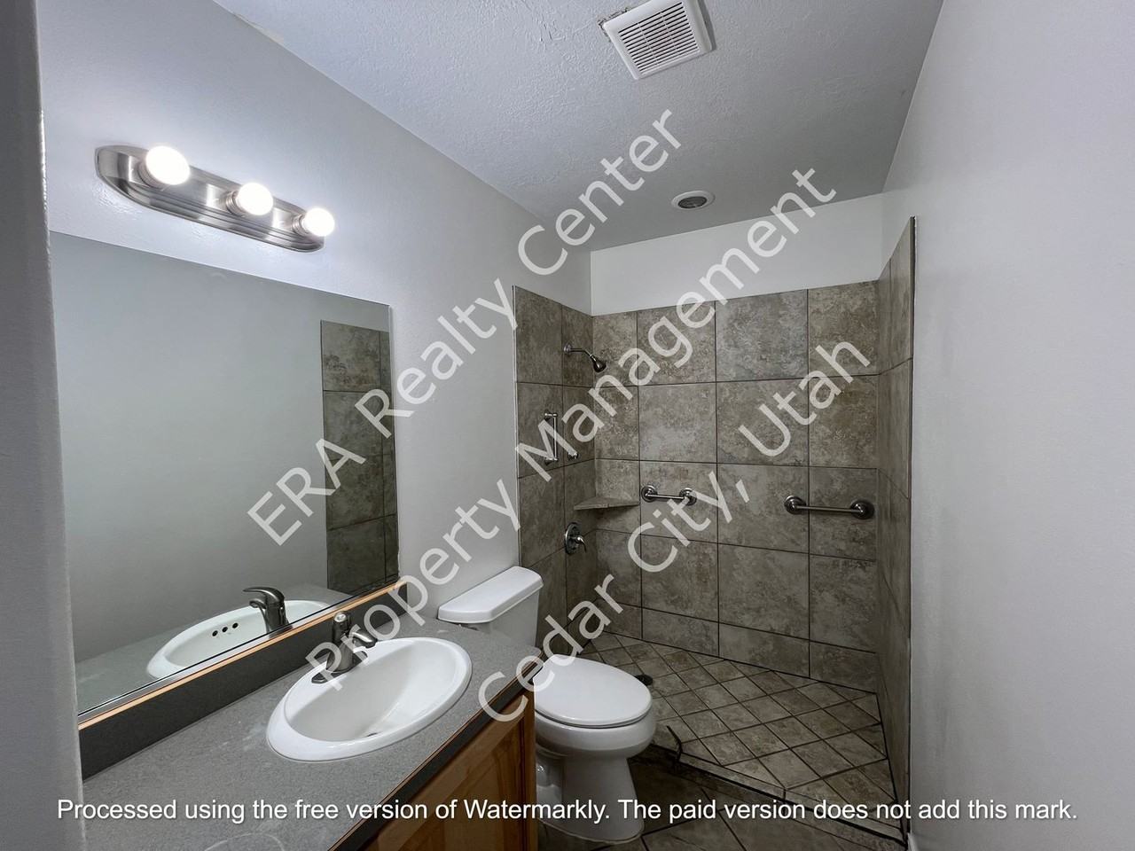 159 E 820 S - Photo 7 of 16