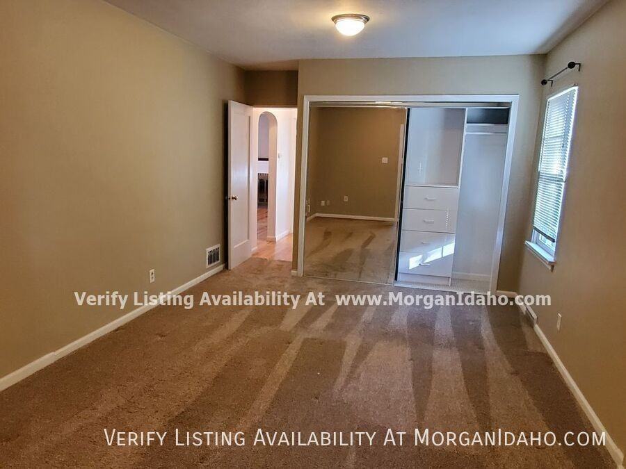 1501 W Dewey St - Photo 5 of 23