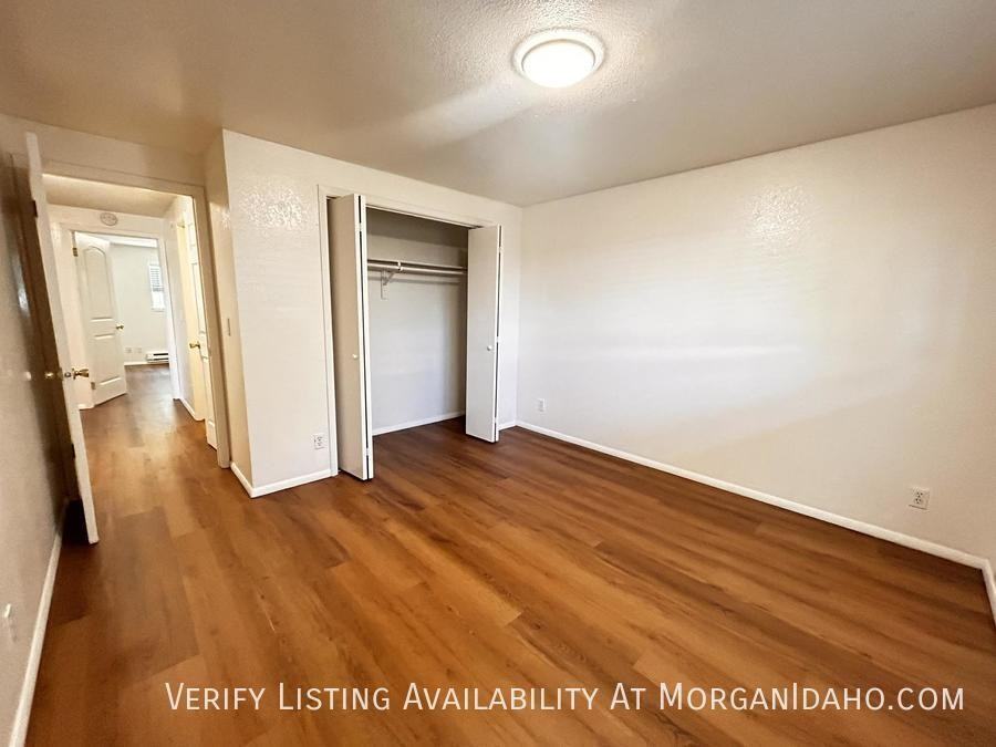765 W Pine Ave - Photo 7 of 8