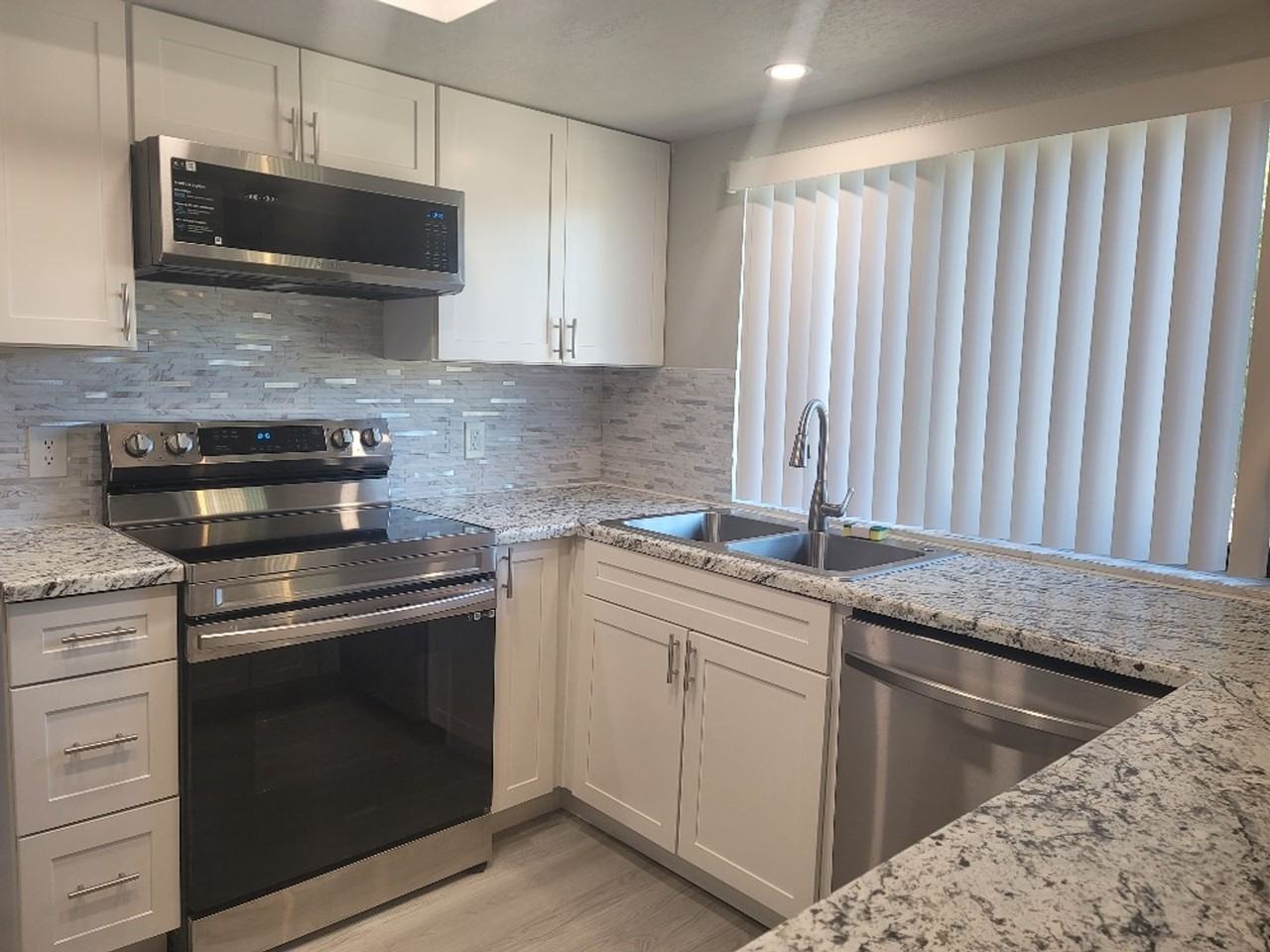 16209 E Rosetta Dr #36 - Photo 5 of 19