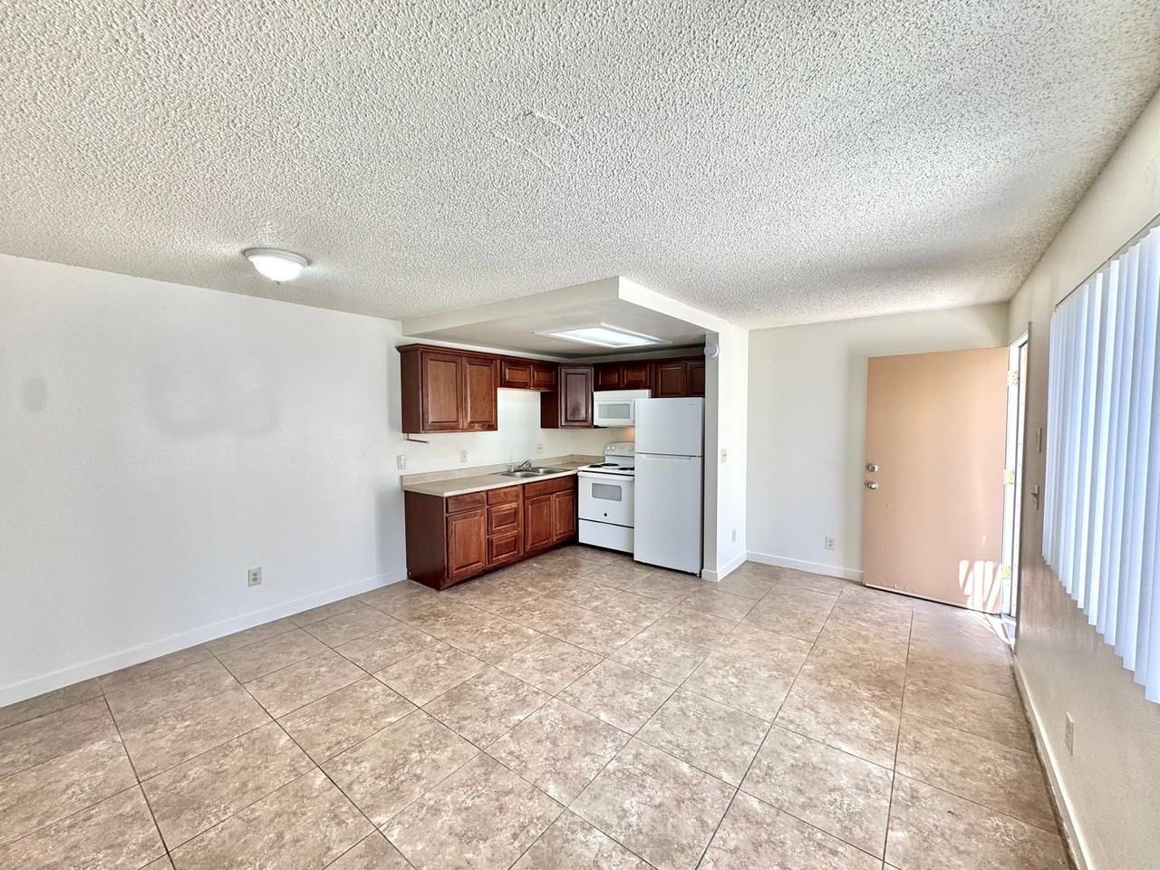 4122 39th St #2 - Photo 2 of 20