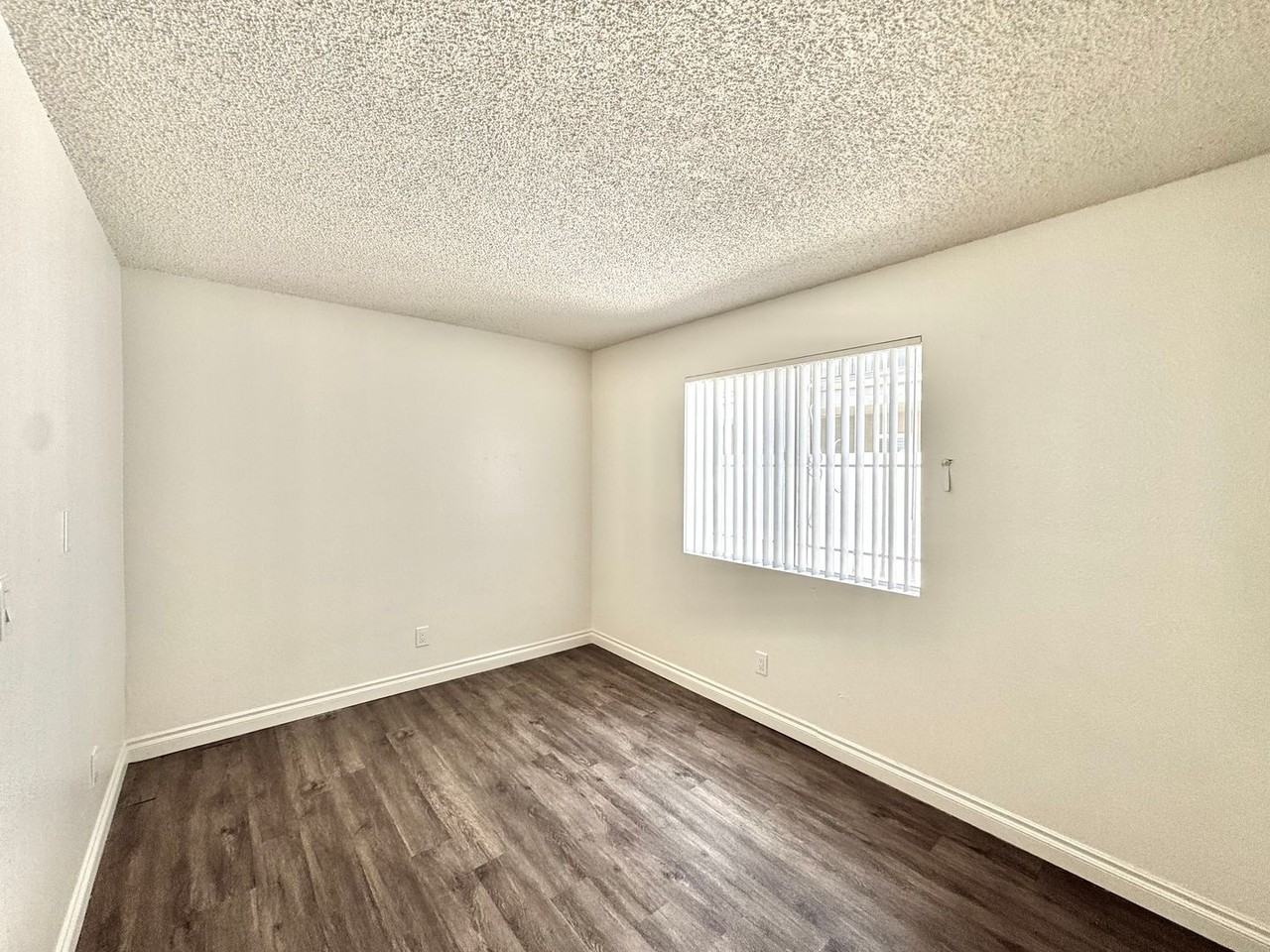 4126 39th St #2 - Photo 6 of 22