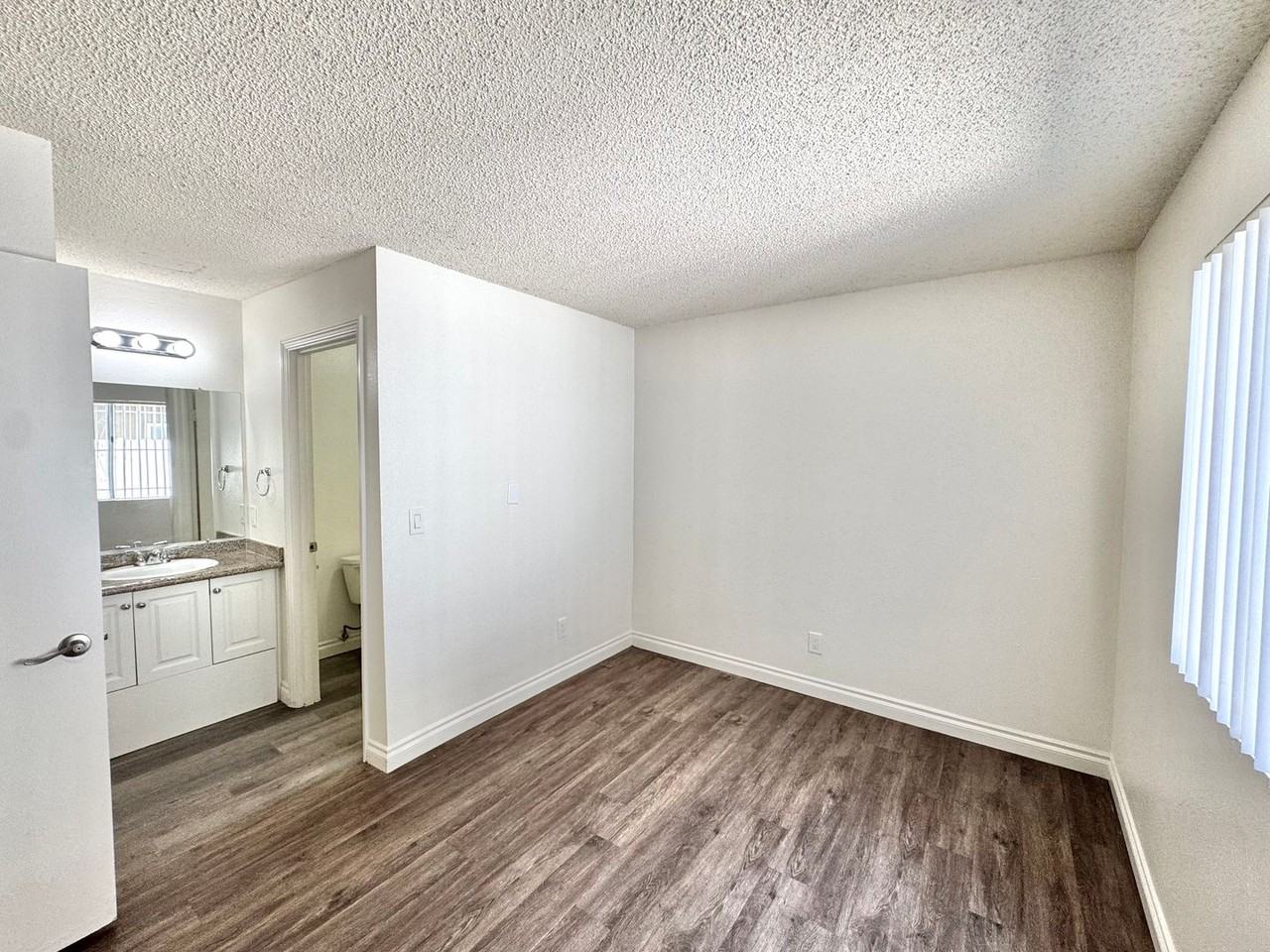 4126 39th St #2 - Photo 7 of 22