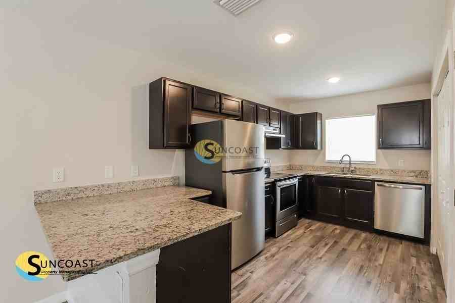 9341 N Mendoza Way - Photo 3 of 15
