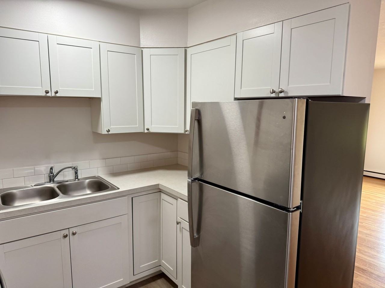 5034 Se 37th Ave - Photo 2 of 13