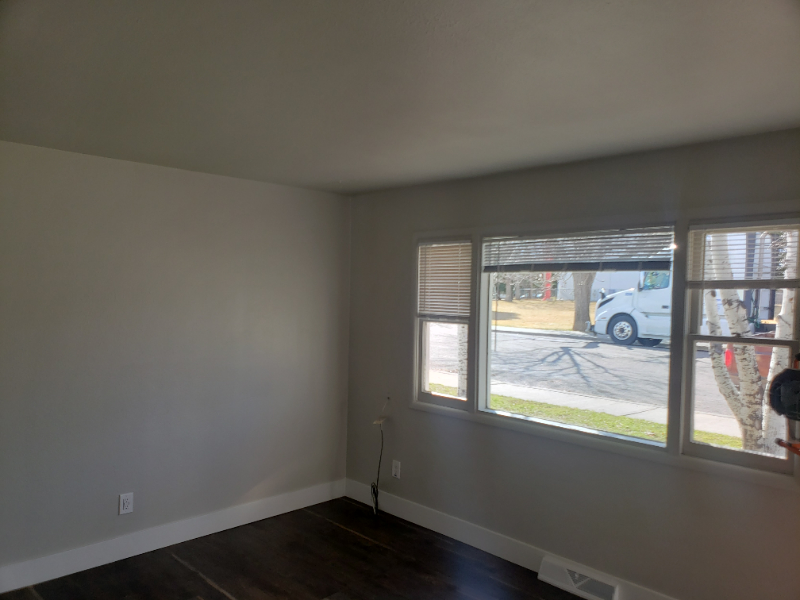 1617 9th St W - Photo 4 of 10