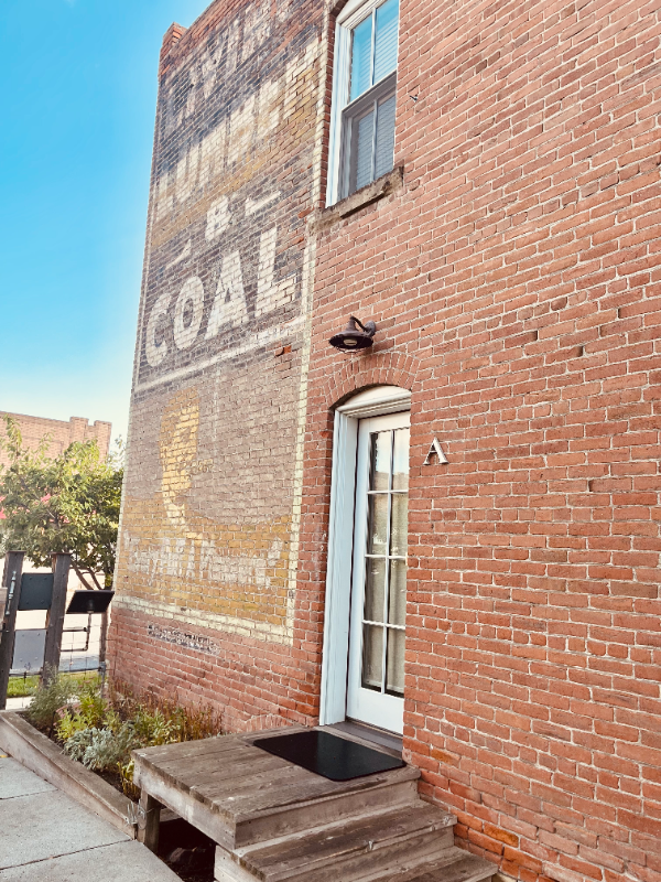 214 S 2nd St #A - Photo 3 of 33