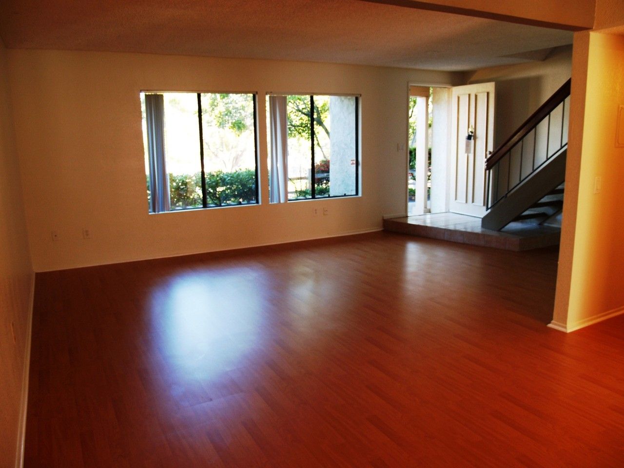2504 Via Rojo - Photo 3 of 20