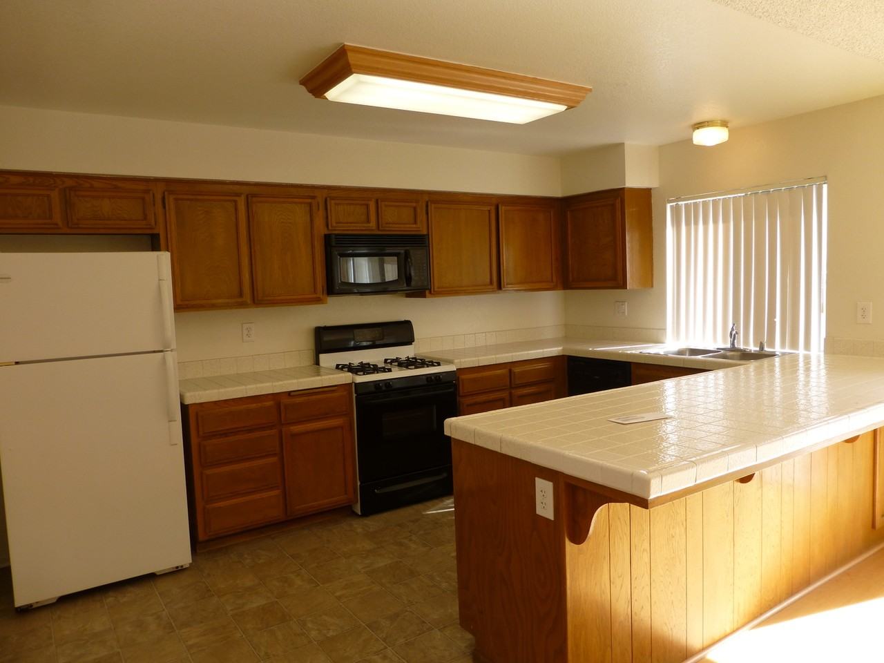 2504 Via Rojo - Photo 6 of 20