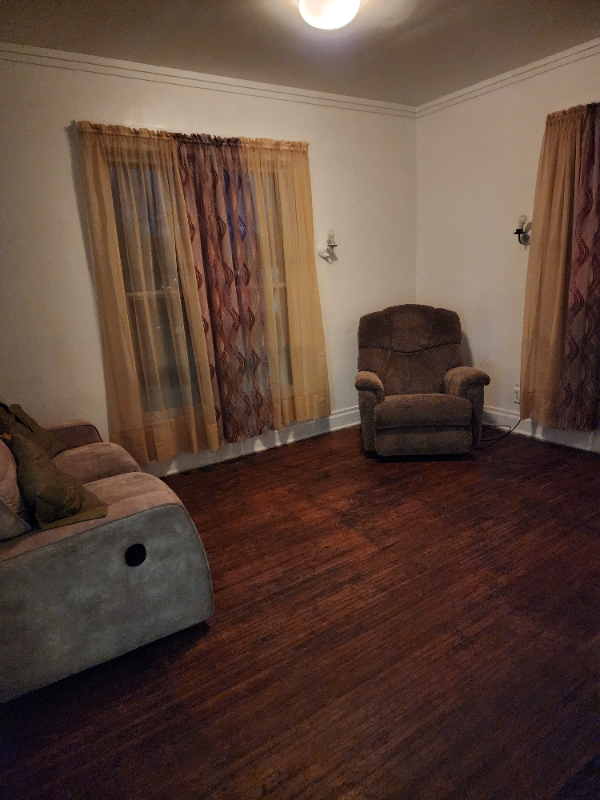744 W William St #2ndFL - Photo 5 of 7