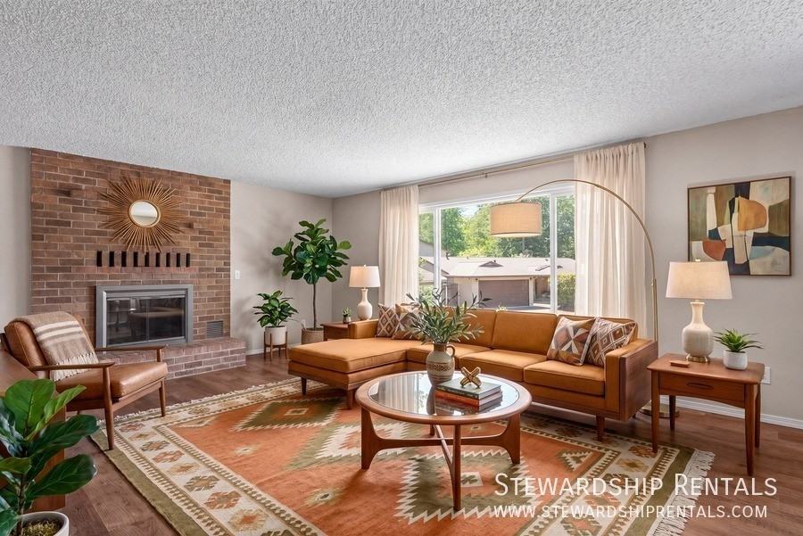 3620 Se 36th Cir - Photo 2 of 38