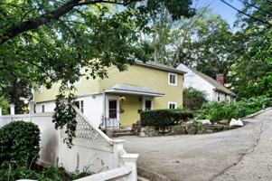 featured image of 35 Summit St #35