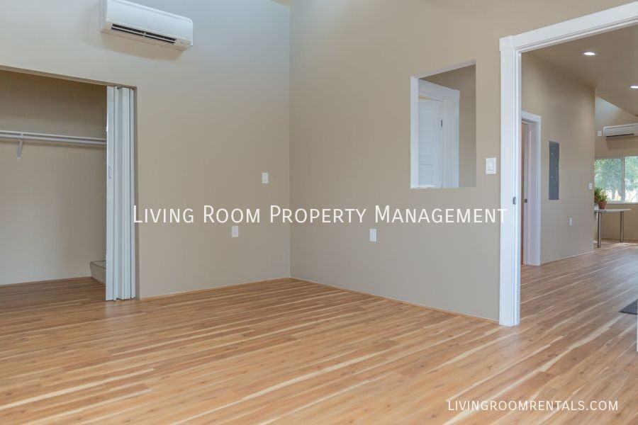 37 Ne Morgan St #B - Photo 7 of 17