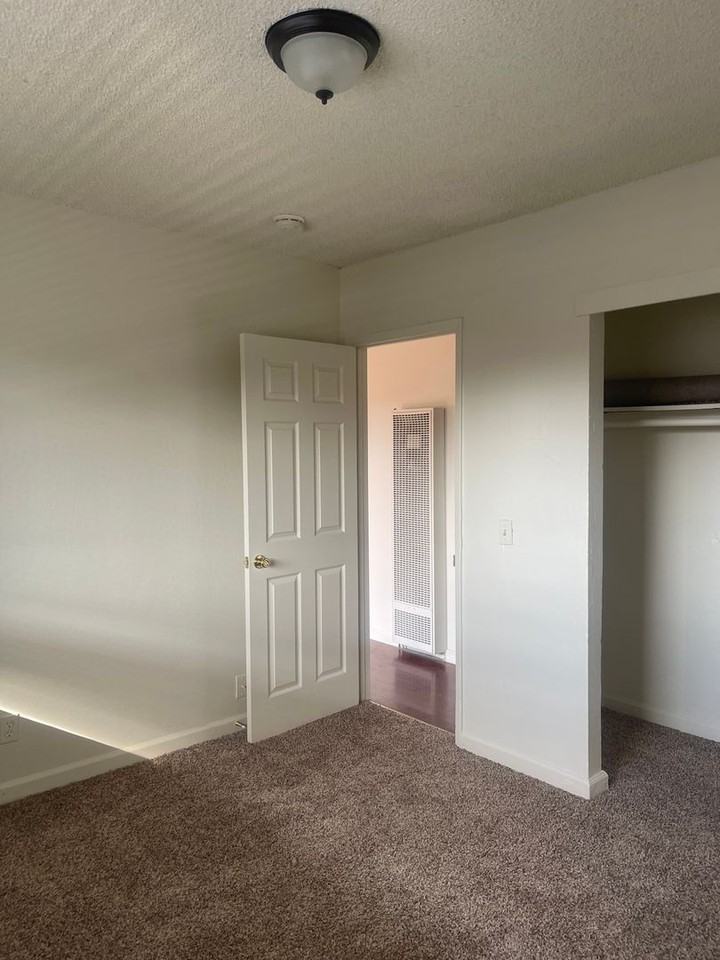 1575 Olive Ave #23 - Photo 6 of 12