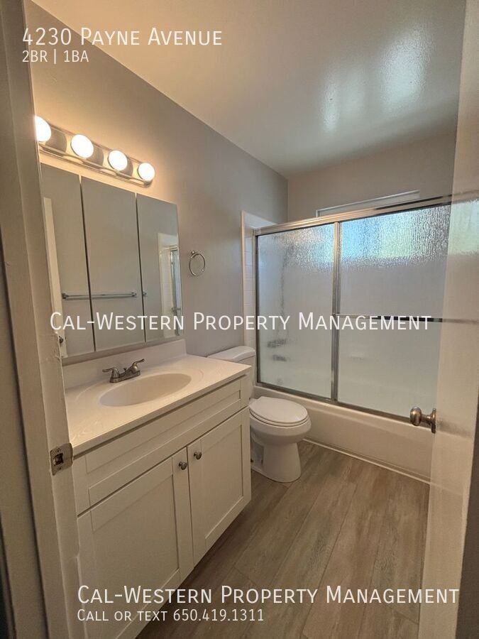 4230 Payne Ave - Photo 6 of 10