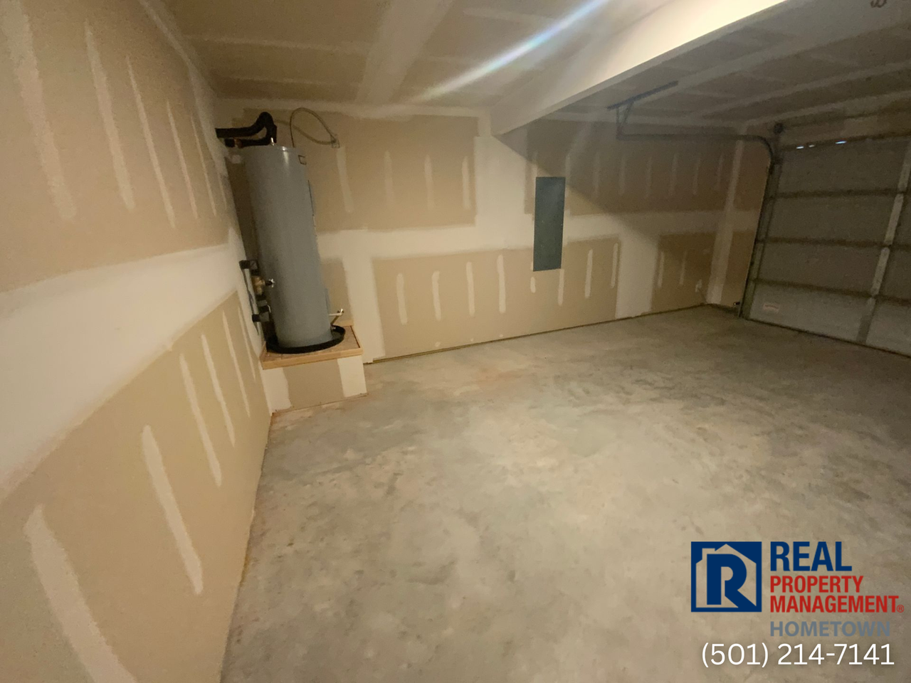 4101 Red Maple Ln - Photo 4 of 20