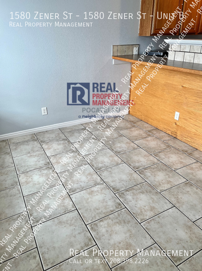1580 1580 Zener St - 1580 Zener St #B - Photo 4 of 14