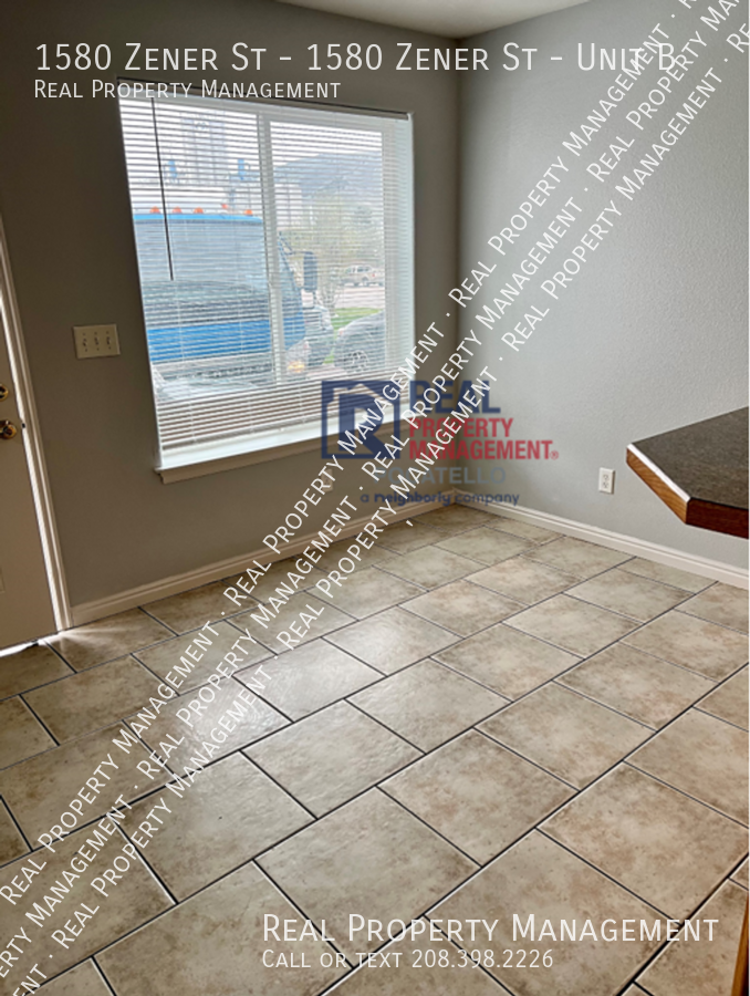 1580 1580 Zener St - 1580 Zener St #B - Photo 5 of 14