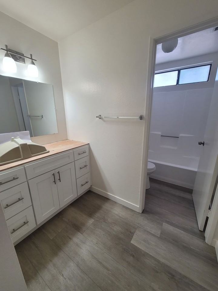 1161 Johnson Dr - Photo 4 of 4