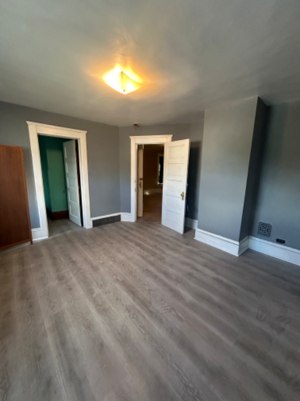 3304 E 55th St #2 - Photo 6 of 10