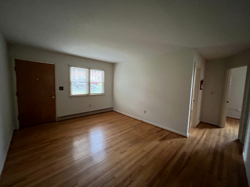 437 Betsy Bell Apartments #A3 - Photo 3 of 8