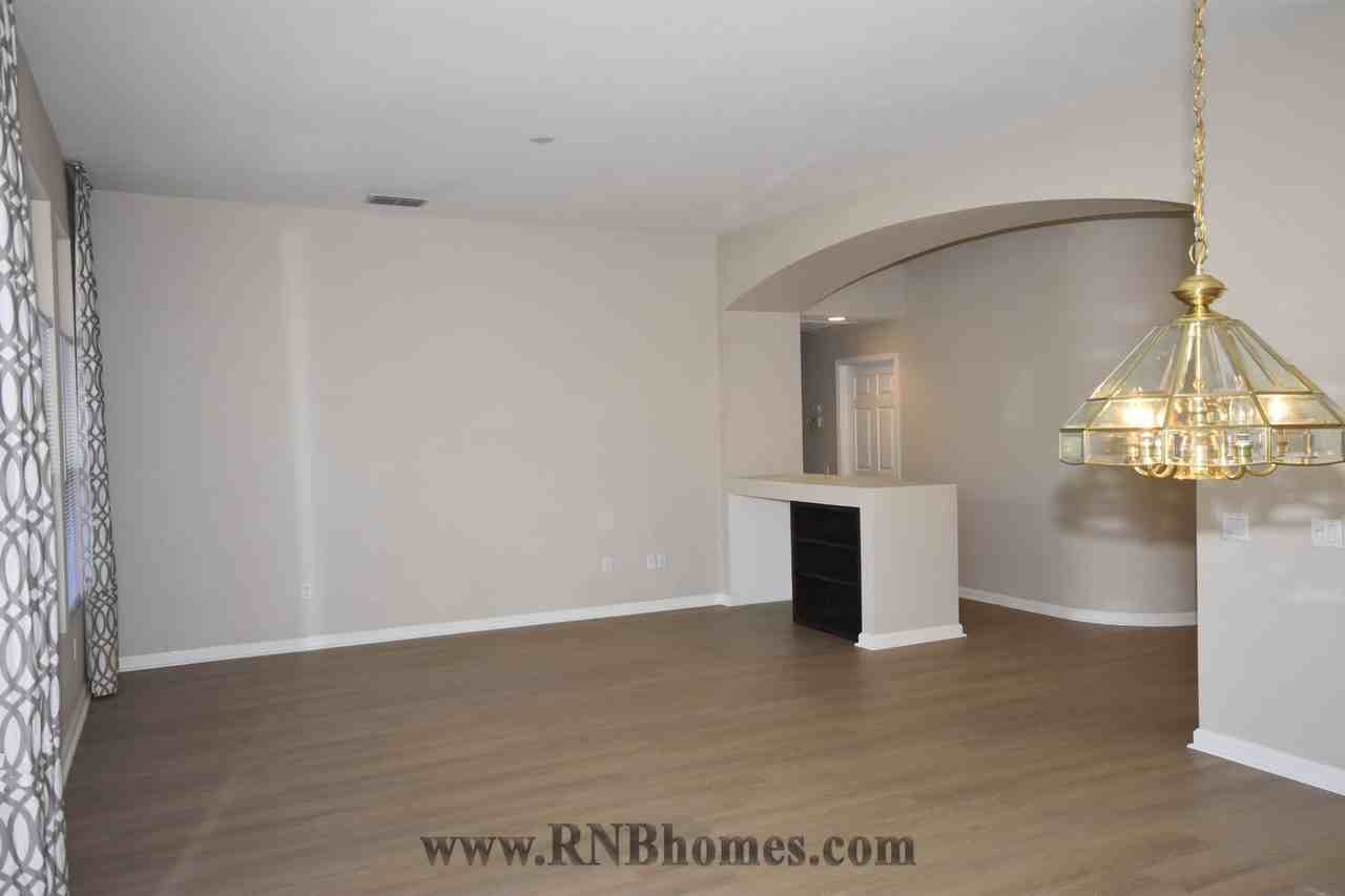 408 Angelrock Ct - Photo 4 of 22