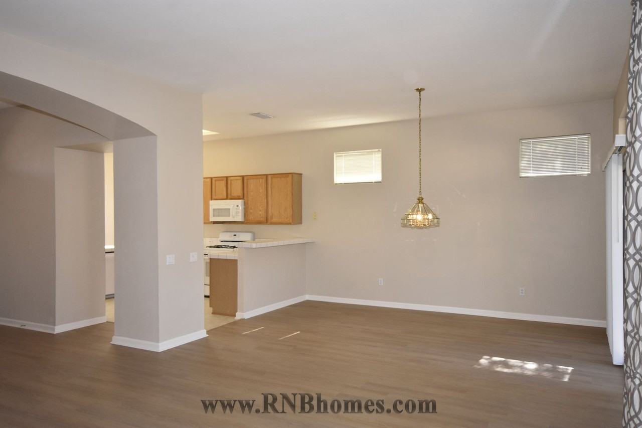 408 Angelrock Ct - Photo 5 of 22