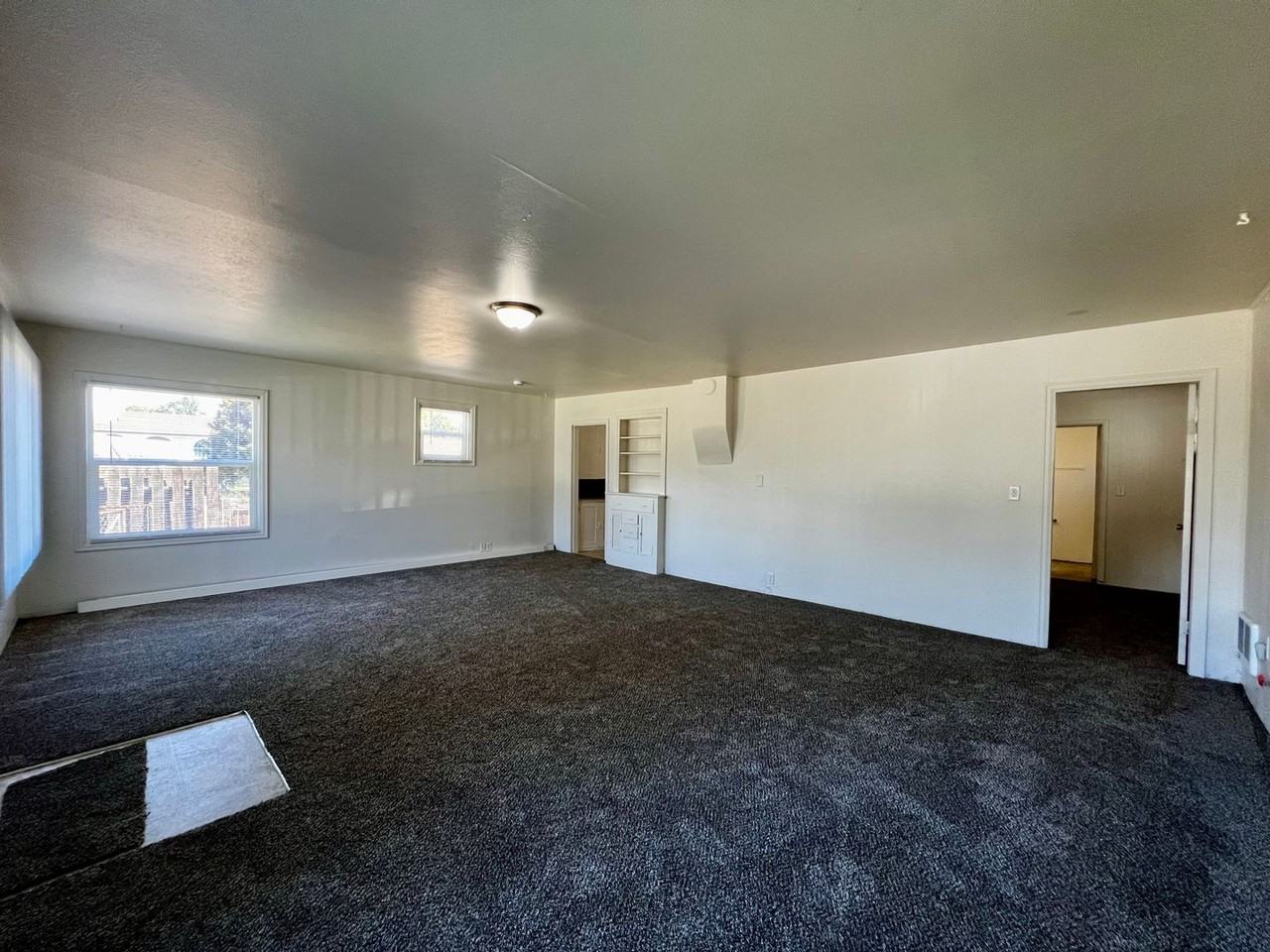803 S 14th Ave - Photo 3 of 18