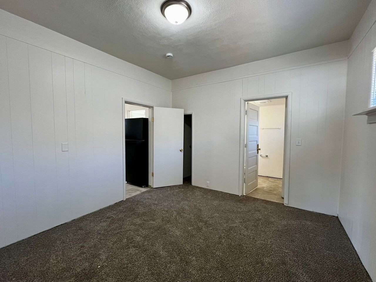 803 S 14th Ave - Photo 4 of 18