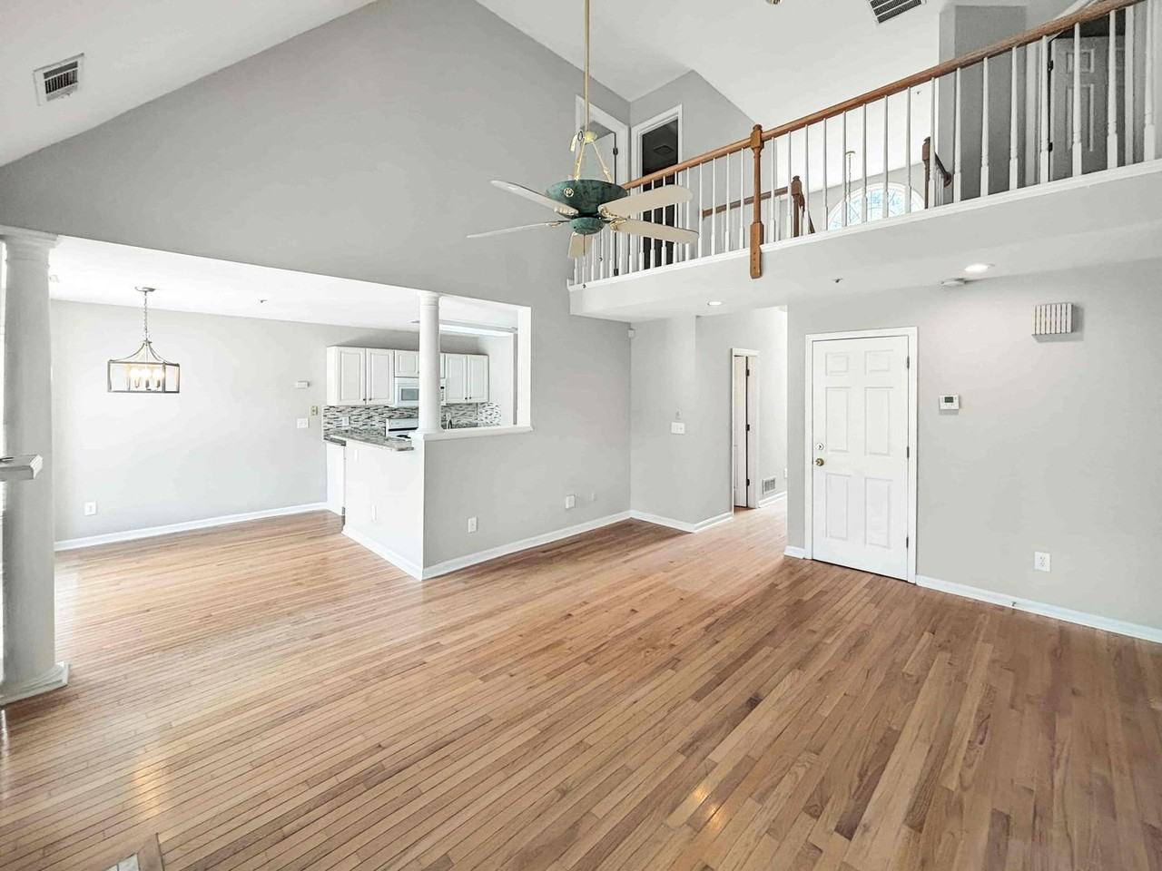 2092 Drogheda Ln - Photo 5 of 32