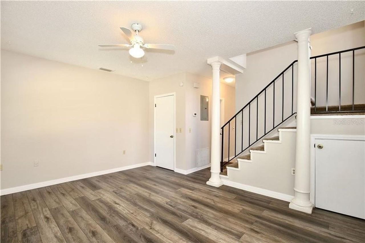 702 S Summerlin Ave - Photo 3 of 15