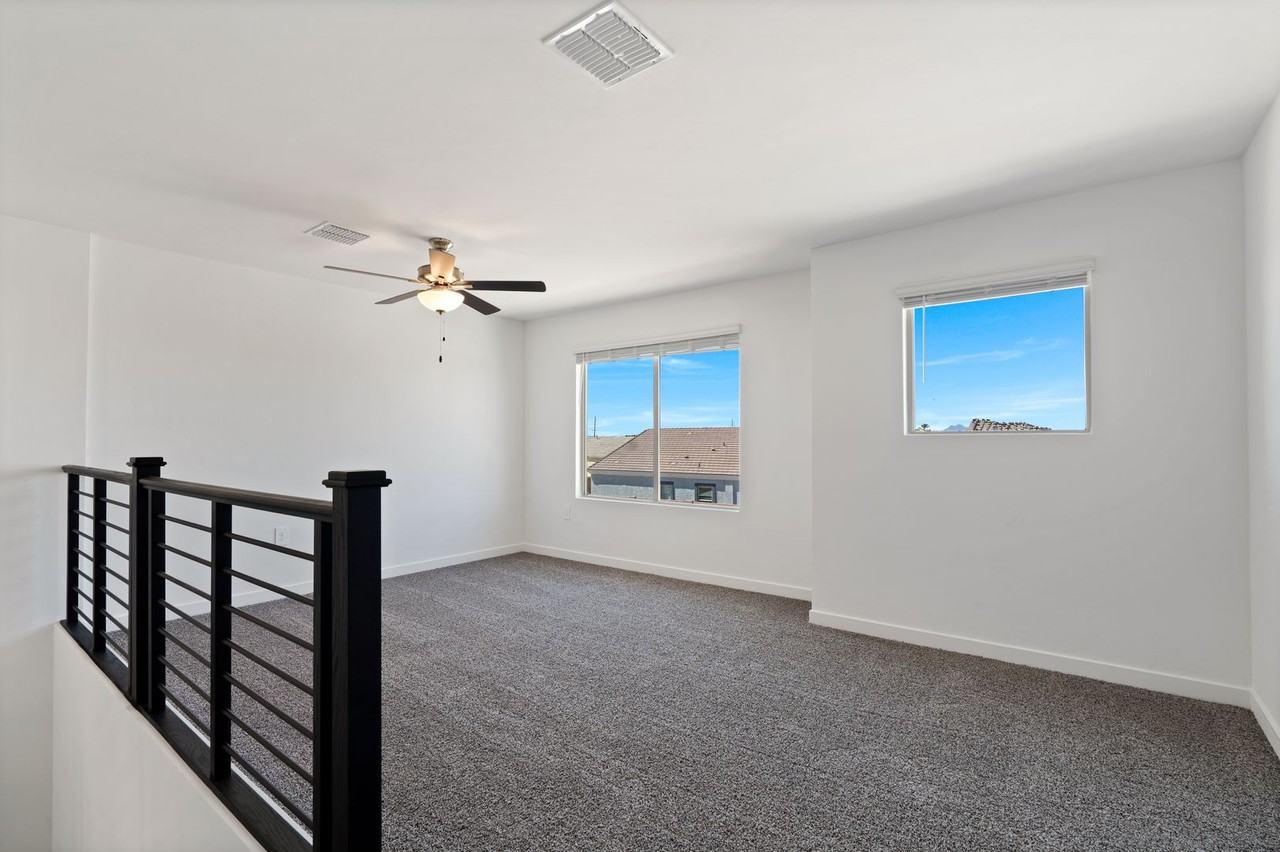 13276 N Jessett Ln - Photo 2 of 33