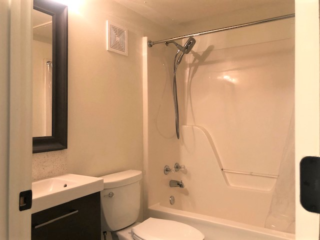 2200 Louisiana St #202 - Photo 5 of 11
