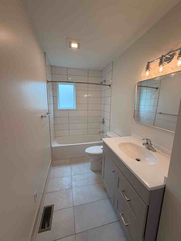 806 Green Grove Rd - Photo 7 of 16