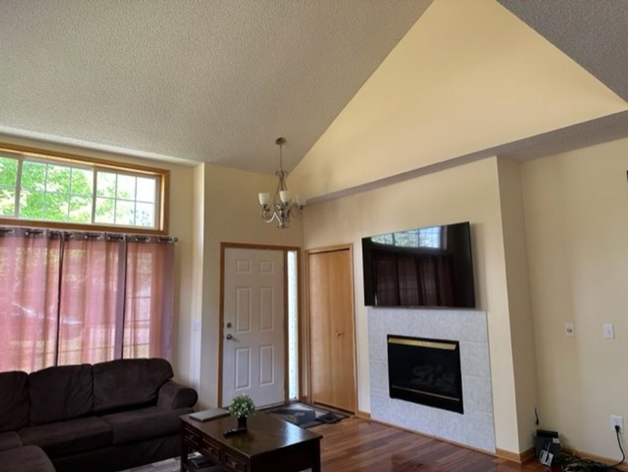 12957 Echo Ln - Photo 4 of 20