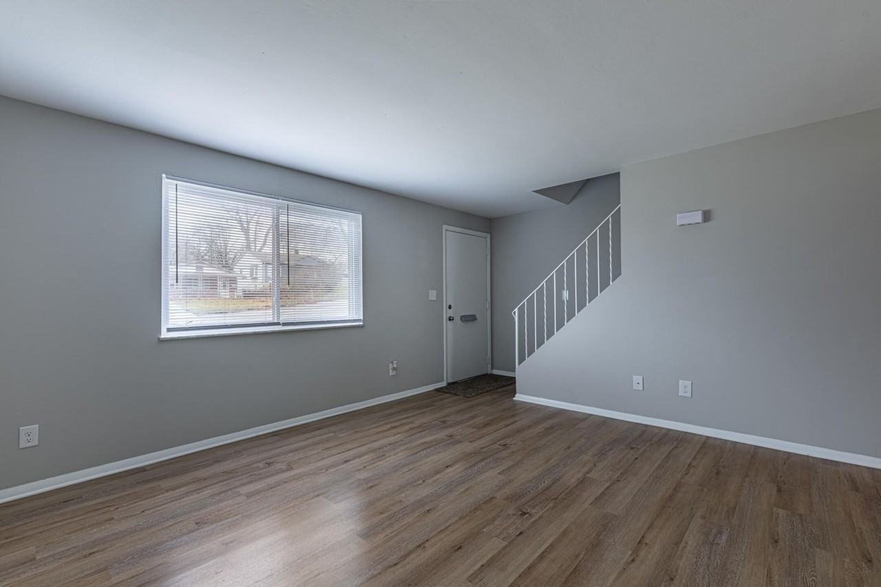 4370 Flowerdale Avenue - Photo 2 of 15