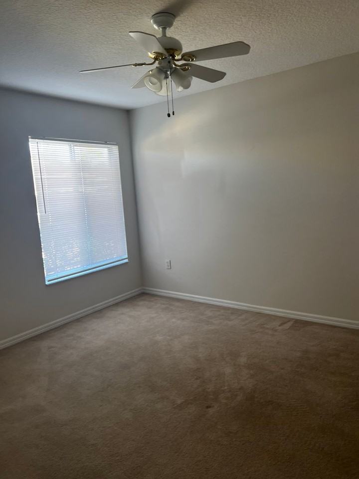 2274 E Fairbanks Dr - Photo 3 of 13