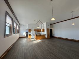 featured image of 605 1st Ave N