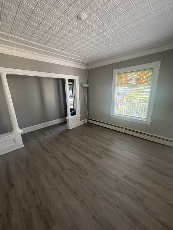 366 Lowell St - Photo 2 of 8